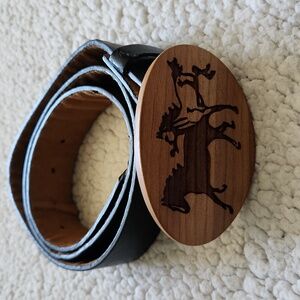 Black leather belt w/ wood horses buckle Size L 37" Unisex Western Boho Cottage